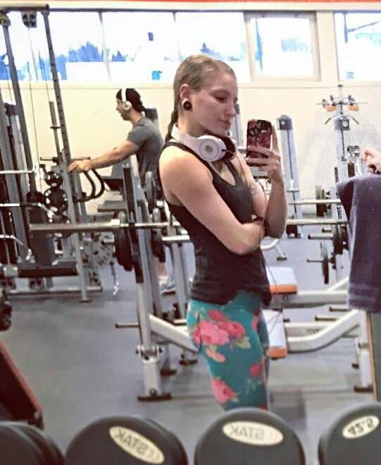 gym girl amateur teen - N