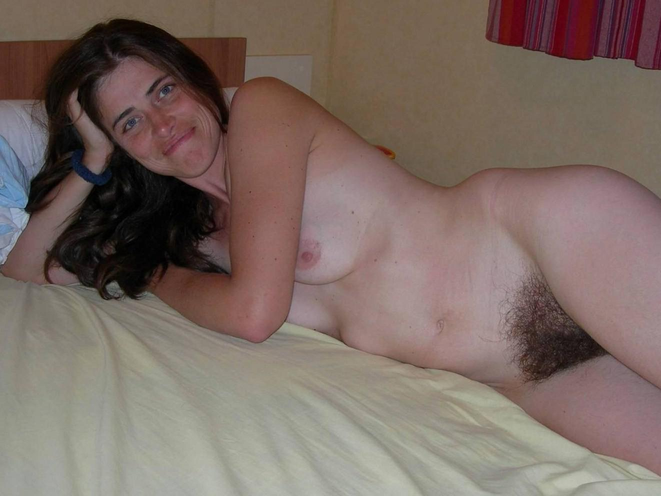 She and her wonderful hairy pussy 5 - N