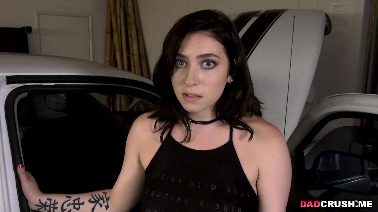1280px x 720px - Amilia Onyx Caught Watching Porn By Dad And Punished @ DrTuber