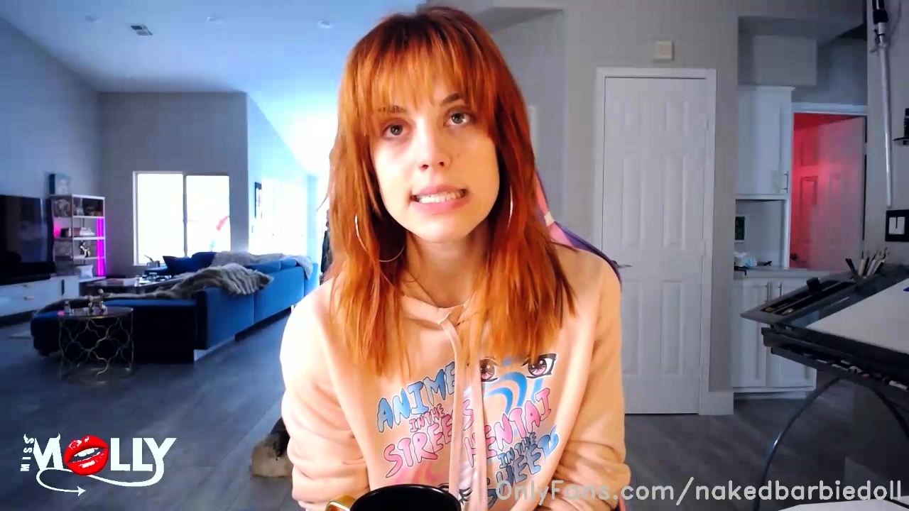 Solo Girl Free Amateur Webcam Porn Video at DrTuber image